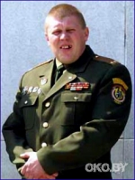 Полковник Дмитрий Павличенко опять "засветился" Полковник Дмитрий Павличенко опять "засветился"