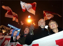 Милиция ищет среди оппозиционеров террориста Милиция ищет среди оппозиционеров террориста