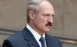 А. Лукашенко «смотрит» на Запад