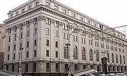 Минск просит еще и у МВФ 2 млрд. долларов Минск просит еще и у МВФ 2 млрд. долларов