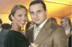 Муж Алсу дорого заплатил за вторую дочь Муж Алсу дорого заплатил за вторую дочь