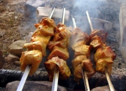 В Казахстане мать оставила в кафе дочь в залог и не вернулась В Казахстане мать оставила в кафе дочь в залог и не вернулась