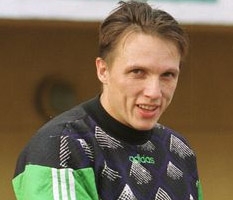 Нежелательной персоной в белорусском футболе объявили Валерия Шанталосова Нежелательной персоной в белорусском футболе объявили Валерия Шанталосова