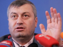 Лукашенко пообещал Э. Кокойте признать Южную Осетию Лукашенко пообещал Э. Кокойте признать Южную Осетию