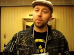 У певца Сереги родился сын У певца Сереги родился сын