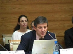 Романчук предрекает еще одну девальвацию белорусского рубля летом Романчук предрекает еще одну девальвацию белорусского рубля летом