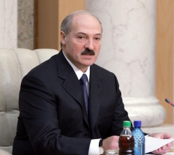 У всех кандидатов в президенты на выборах в 2011 году будут одинаковые возможности  У всех кандидатов в президенты на выборах в 2011 году будут одинаковые возможности