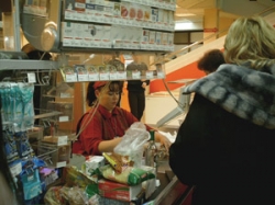 20-летняя кассирша в минском магазине похитила семь миллионов 20-летняя кассирша в минском магазине похитила семь миллионов