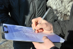 Задержаны активисты соберавшие подписи Задержаны активисты соберавшие подписи