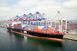 Перед праздником экономика Америки набирает силу Перед праздником экономика Америки набирает силу