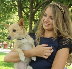 Гродно: дефиле моделей с бездомными собаками Гродно: дефиле моделей с бездомными собаками