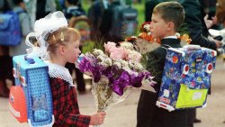 Почти миллион учеников сели за парты первое сентября Почти миллион учеников сели за парты первое сентября