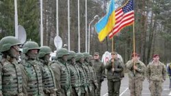 По закону иностранцы смогут служить в армии Украины