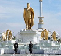 Туркменбашизм" без Туркменбаши. Смена атрибутики еще не означает политических перемен