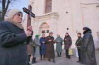 Католики протестуют против реконструкции костела и монастыря в гостиничный комплекс