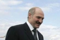 Лукашенко: хватит вкидывать в село триллионы рублей без отдачи